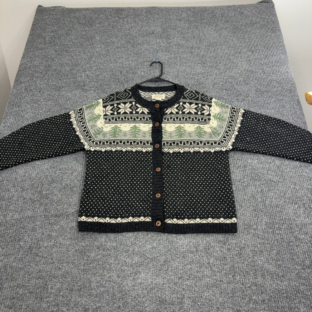 St Johns Bay Cardigan Womens Medium‎ Gray Wool Fair Isle Snowflake Cabin Style